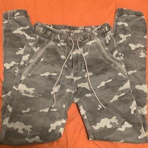 American Eagle Camo Next Level Stretch Jeans